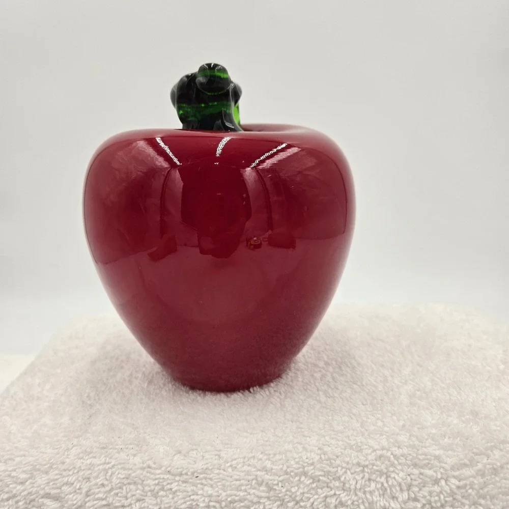 Vtg Mikasa Hand Blown Glass Fruit Large Red Apple w/ Green Leaf 6